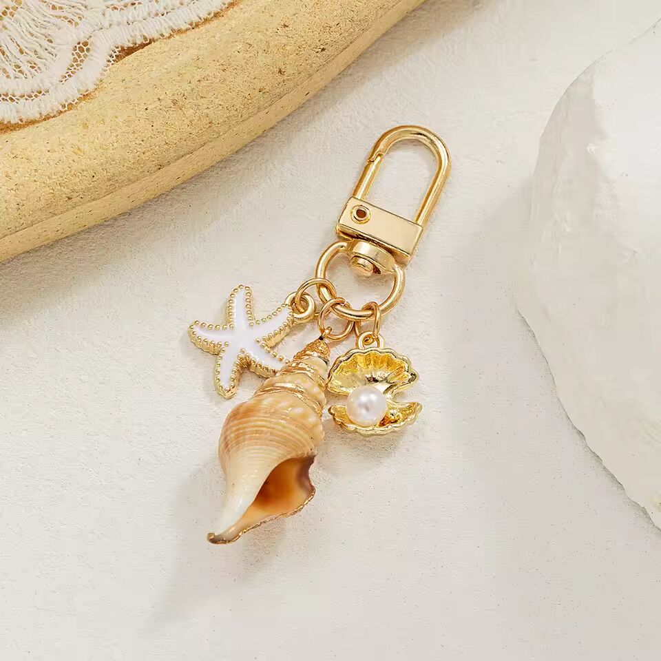 Women Bohemia Starfish Conch Keyrings Pearl Shell Tassel Pendant Exquisite Bag Key Ring Ornaments Seaside Souvenir Gifts